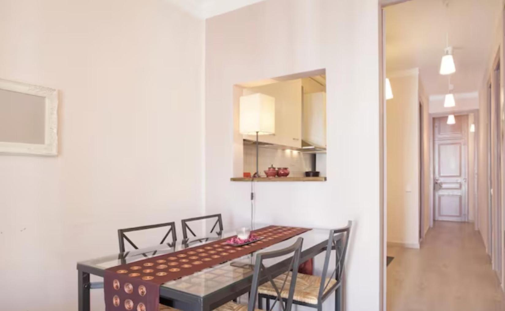 Piquer Con Terraza — Photos 3